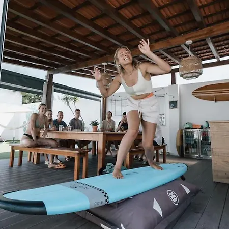 Surfbase Lisbon קוסטה דה קפאריקה