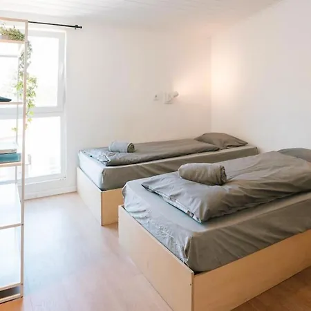 Surfbase Lisbon ホステル