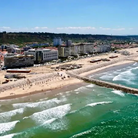 Surfbase Lisbon * كوستا دا كاباريكا