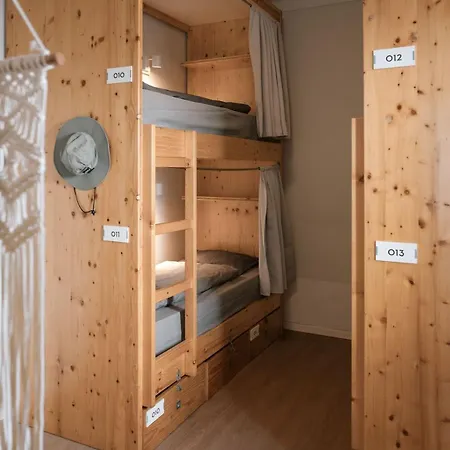 Hostal Surfbase Lisbon