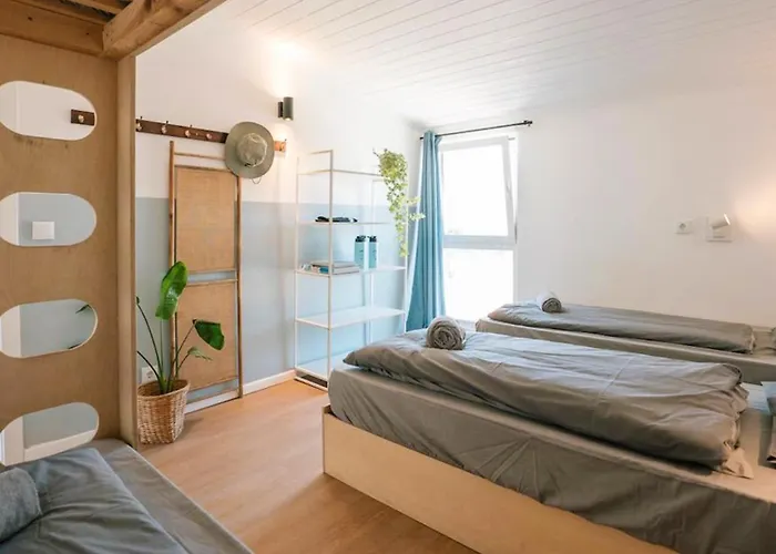 Surfbase Lisbon Vandrerhjem Costa de Caparica