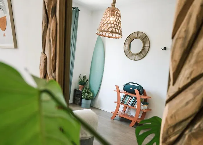 Surfbase Lisbon Costa de Caparica