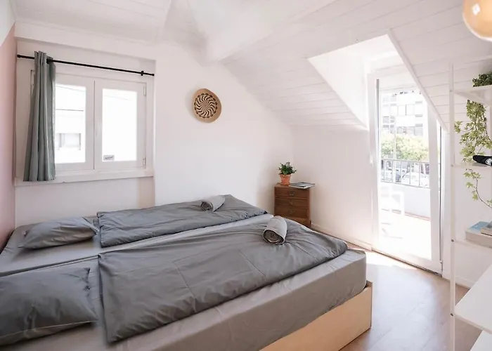 Surfbase Lisbon Vandrerhjem *