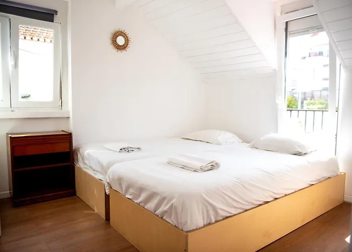 Vandrerhjem Surfbase Lisbon *
