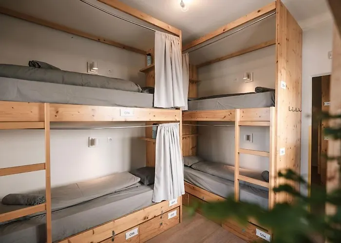 Surfbase Lisbon Vandrerhjem