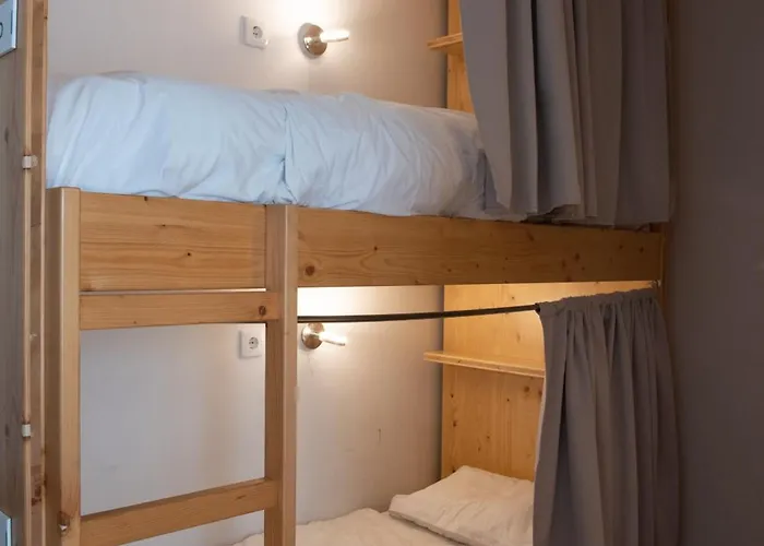 Surfbase Lisbon Vandrerhjem Costa de Caparica